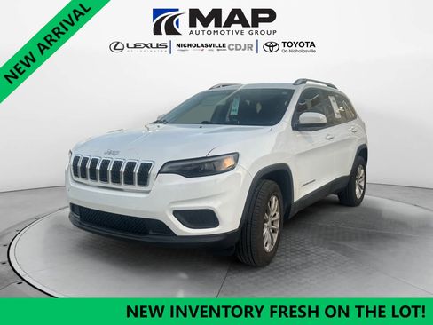 Used 2020 Jeep Cherokee Latitude w/ Cold Weather Group image 1