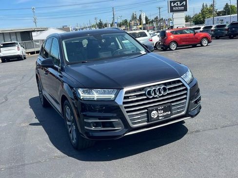 Used 2018 Audi Q7 3.0T Prestige AWD/4WD image 5