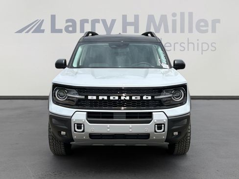 New 2026 Ford Bronco Sport Badlands w/ Sasquatch Badlands Package AWD/4WD image 8