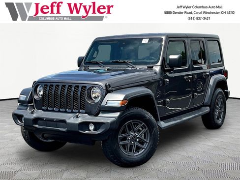Used 2024 Jeep Wrangler Unlimited Sport AWD/4WD image 1