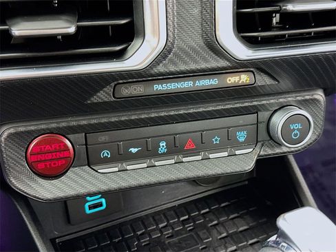 Used 2024 Ford Mustang Premium image 23