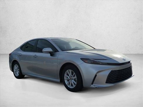 Certified 2025 Toyota Camry LE FWD image 3