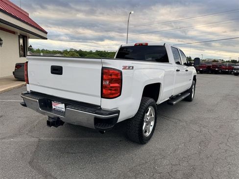 Used 2015 Chevrolet Silverado 2500 LT w/ Z71 Package, Off-Road AWD/4WD image 5
