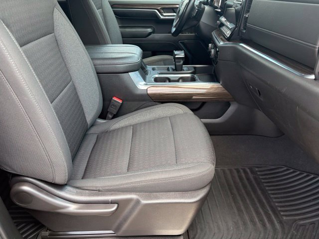Used 2023 Chevrolet Silverado 1500 RST AWD/4WD image 18