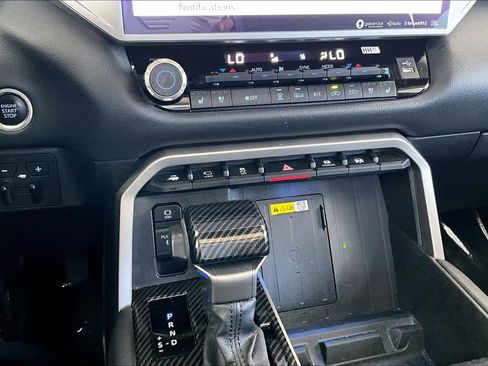 Used 2023 Toyota Tundra Limited AWD/4WD image 16