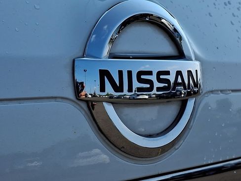 Used 2020 Nissan Rogue SL w/ Premium Package AWD/4WD image 32