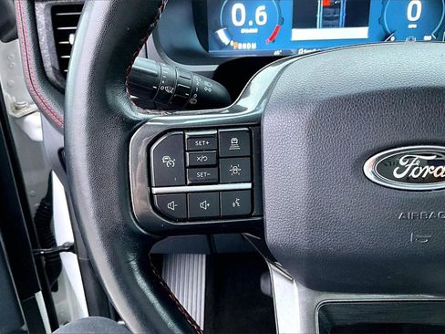 Used 2022 Ford Expedition Max Limited image 17