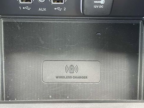 New 2025 Jeep Grand Cherokee Altitude image 24