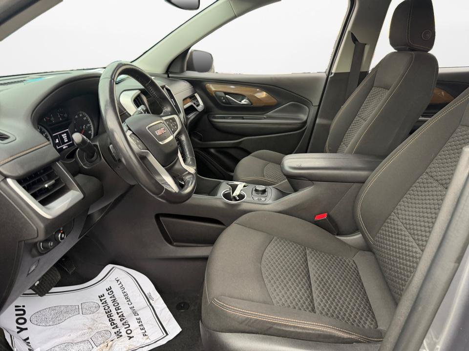 Used 2018 GMC Terrain SLE w/ Driver Convenience Package FWD image 9