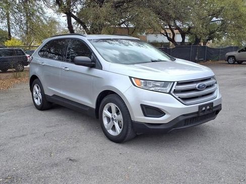 Used 2018 Ford Edge SE image 1