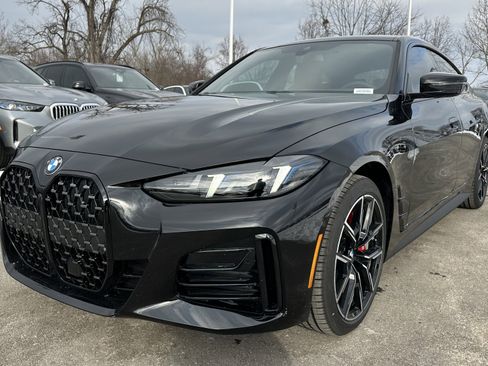 Used 2026 BMW 430i xDrive w/ M Sport Package image 5