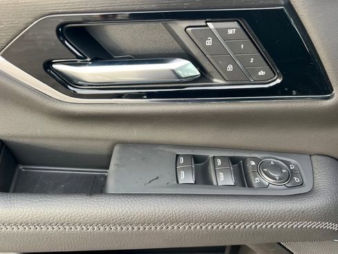 New 2026 GMC Yukon XL Denali w/ Sun & Power Step Package image 8