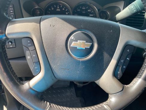 Used 2007 Chevrolet Silverado 2500 LT w/ 1LT Convenience Package RWD image 33