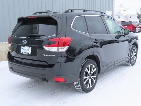 Used 2024 Subaru Forester Limited image 3