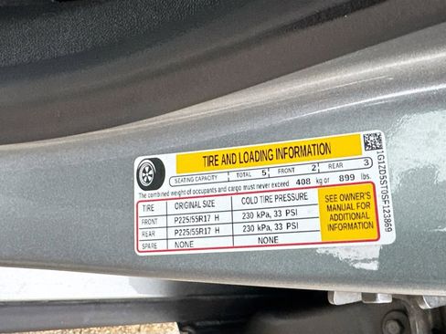 Used 2025 Chevrolet Malibu LT image 30