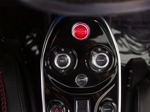 Used 2022 McLaren GT image 20