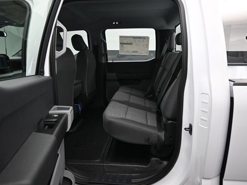 New 2026 Ford F350 XL w/ FX4 Off-Road Package AWD/4WD image 16