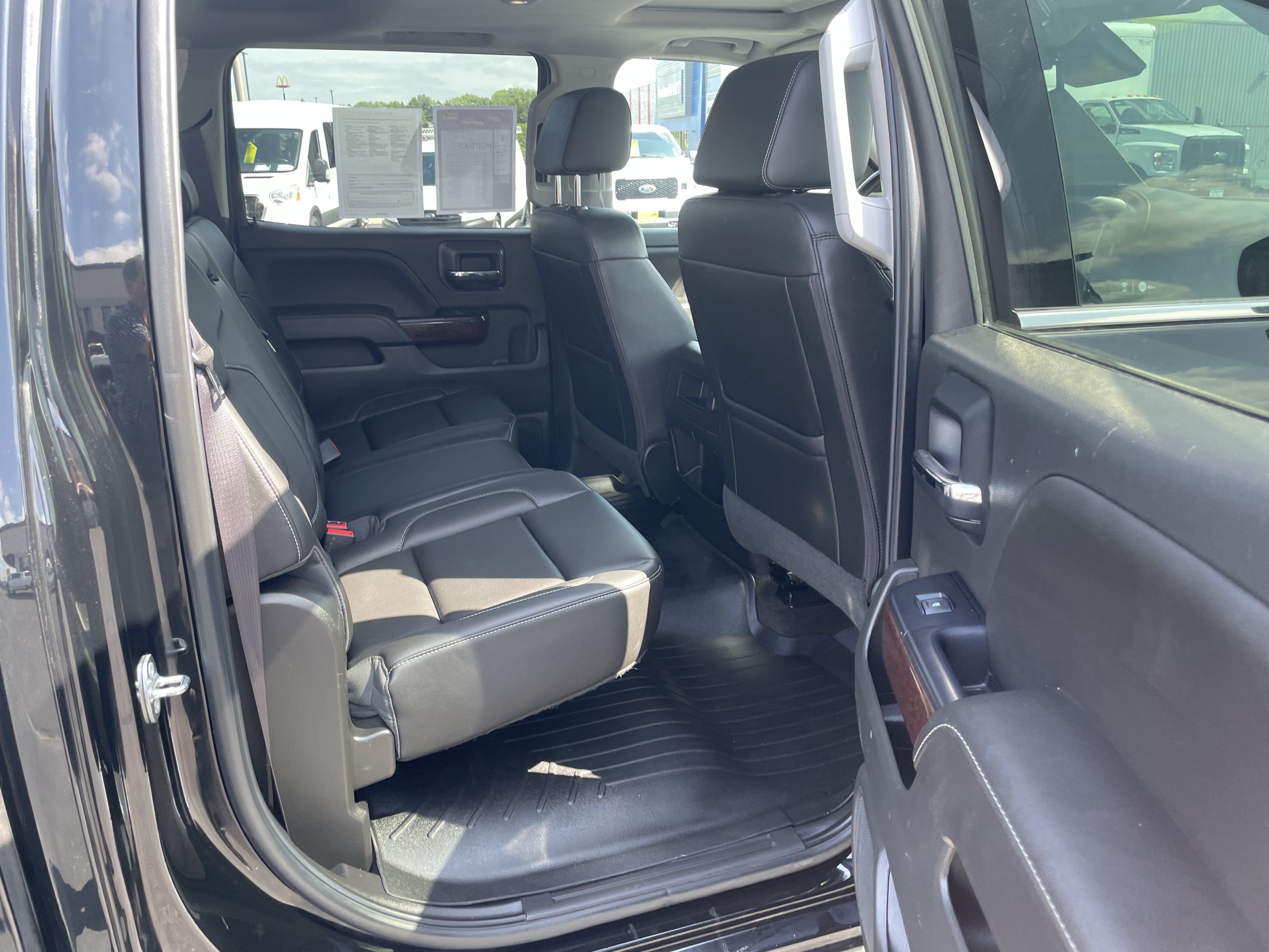 Used 2017 GMC Sierra 1500 SLT AWD/4WD image 30