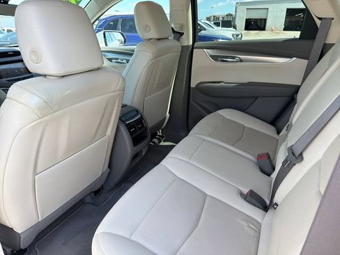 Used 2021 Cadillac XT5 Premium Luxury FWD image 22