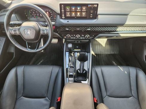 Used 2025 Honda Accord Sport image 26