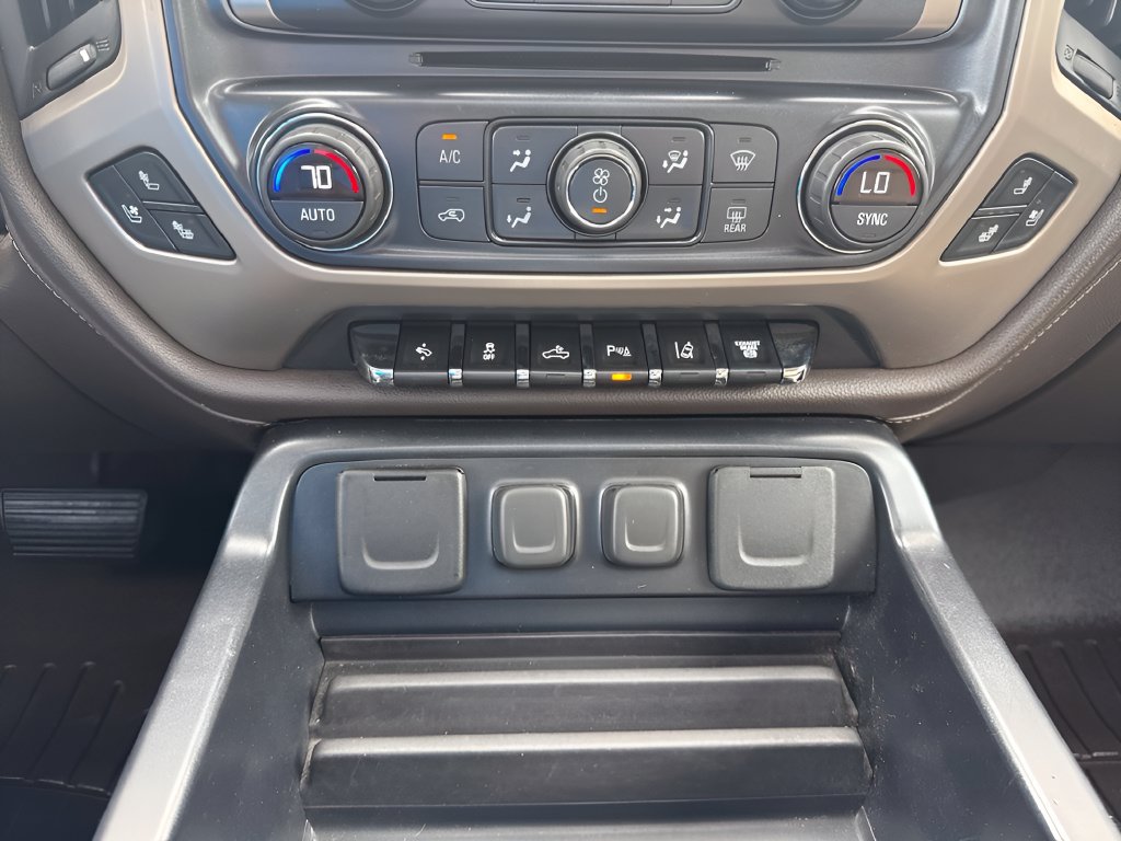 Used 2016 GMC Sierra 3500 Denali w/ Duramax Plus Package AWD/4WD image 19