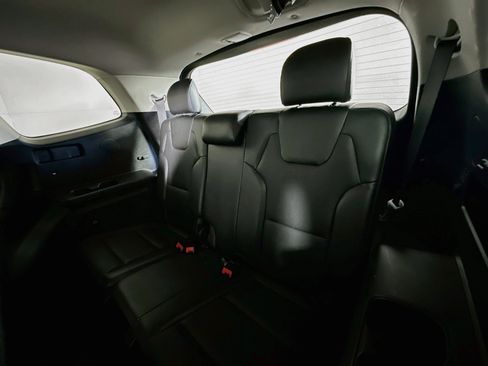 Used 2025 Kia Telluride S AWD/4WD image 31