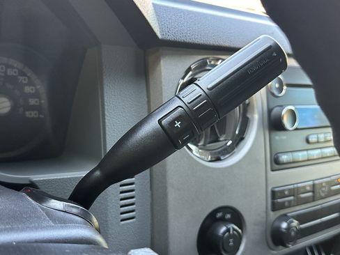 Used 2013 Ford F250 XLT w/ XLT Interior Pkg RWD image 26
