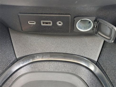 Used 2024 Chevrolet Malibu LT image 22