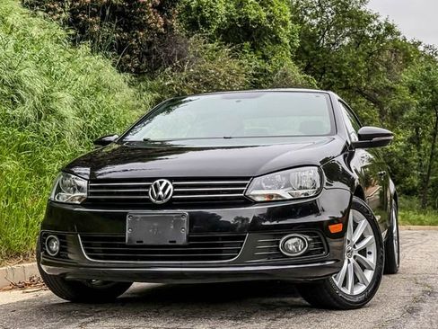 Used 2016 Volkswagen Eos Komfort image 4