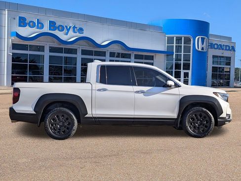 Certified 2023 Honda Ridgeline RTL-E image 2