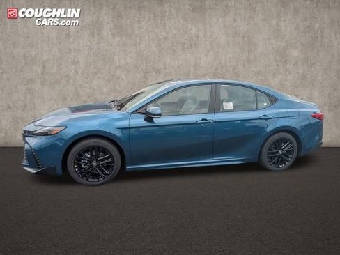 New 2026 Toyota Camry SE w/ Convenience Package image 5
