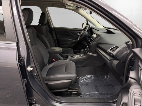 Used 2021 Subaru Forester Premium image 15
