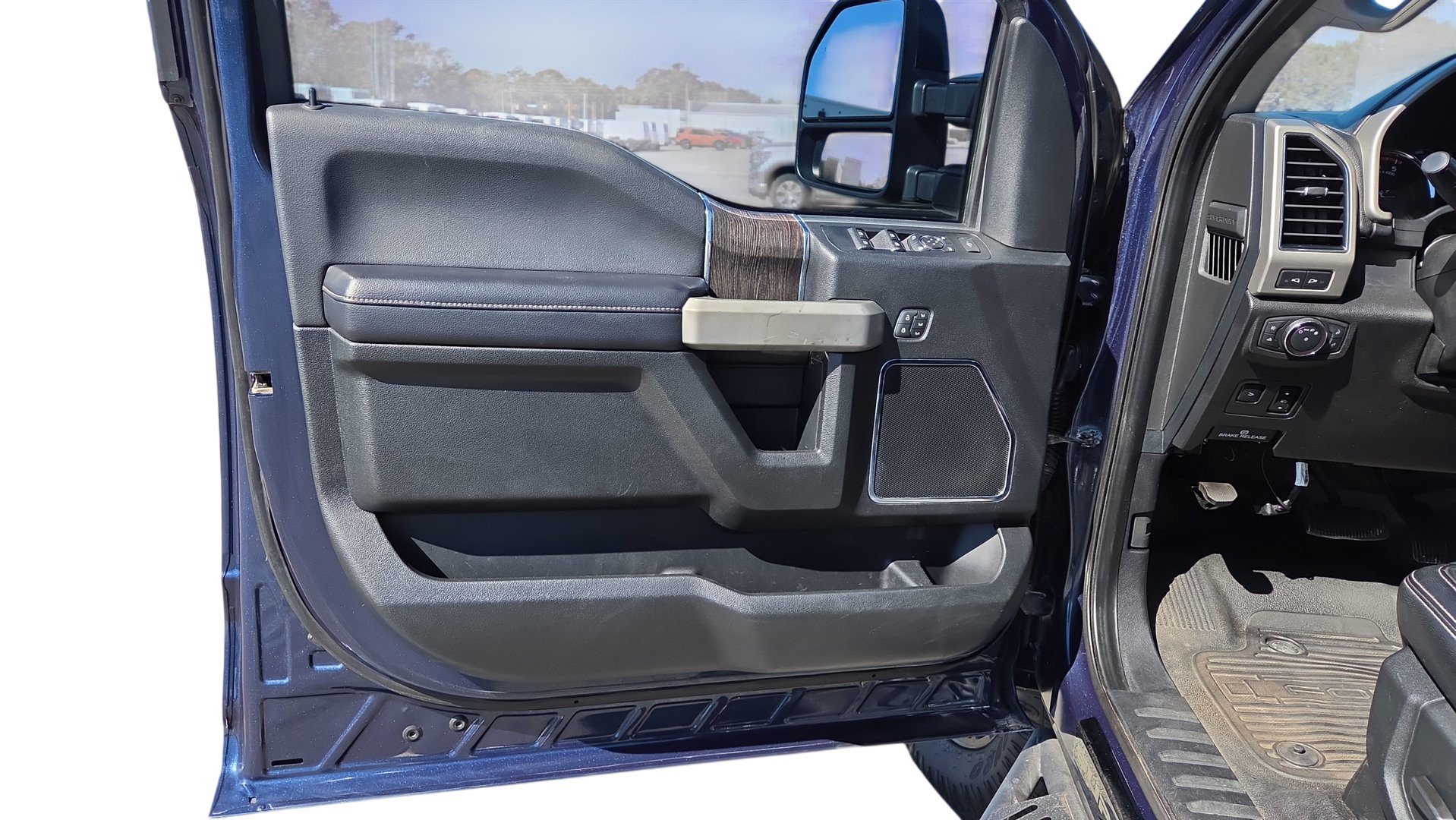 Used 2020 Ford F250 Lariat AWD/4WD image 5