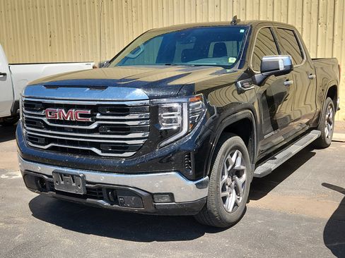 Used 2022 GMC Sierra 1500 SLT w/ SLT Premium Plus Package AWD/4WD image 1