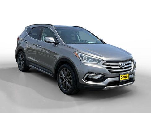 Used 2017 Hyundai Santa Fe Sport w/ 2.0T Ultimate Tech Package 05 AWD/4WD image 7