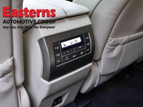 Used 2020 Lexus GX 460 Premium AWD/4WD image 25