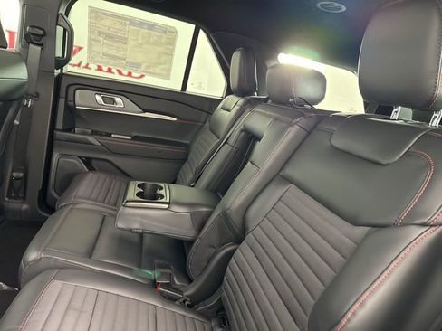 New 2026 Ford Explorer ST-Line image 18