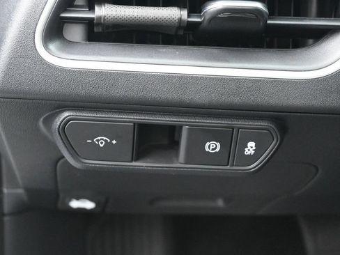 Used 2025 Kia K4 FWD image 15