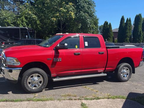 Used 2017 RAM 2500 Tradesman w/ Chrome Appearance Group image 2