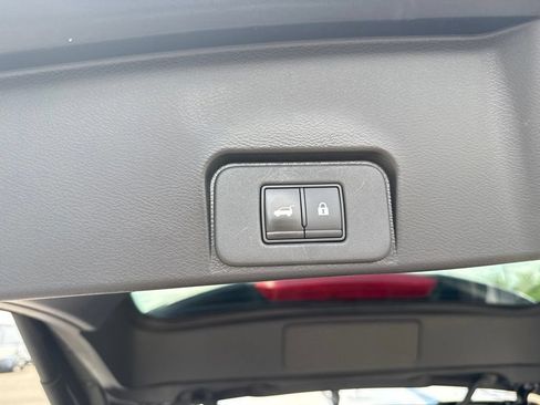 Used 2021 Nissan Rogue Platinum AWD/4WD image 36