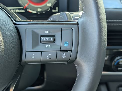 Used 2024 Nissan Rogue SL w/ SL Premium Package AWD/4WD image 24