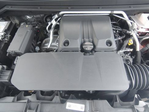 New 2025 Chevrolet Colorado ZR2 w/ Technology Package image 43