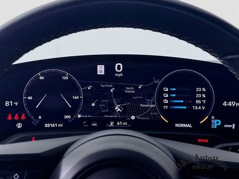 Used 2021 Porsche Taycan image 15