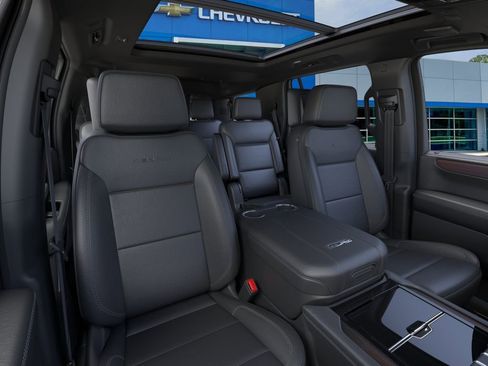 New 2026 GMC Yukon Denali w/ Denali Reserve Package AWD/4WD image 37