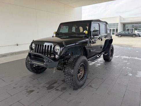 Used 2017 Jeep Wrangler Unlimited Sport image 1