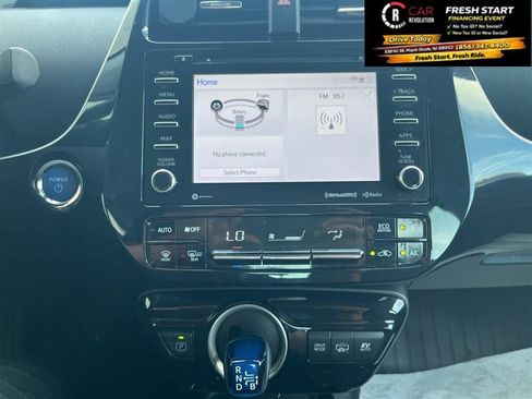 Used 2020 Toyota Prius Prime LE image 18