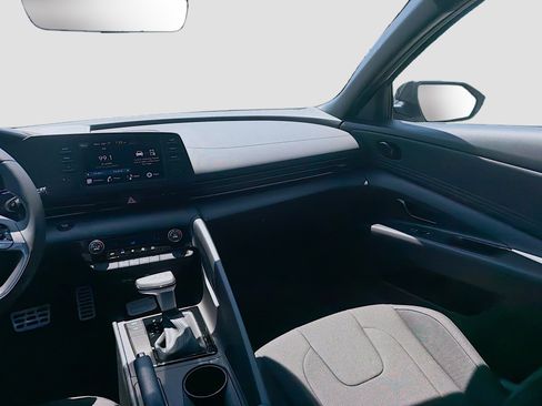 New 2026 Hyundai Elantra Sport FWD image 16