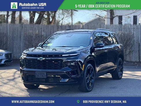 Used 2024 Chevrolet Traverse RS w/ LPO, Floor Liner Package AWD/4WD image 1