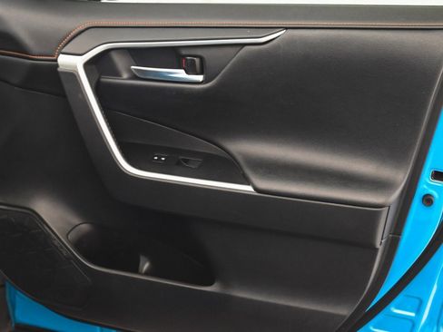 Used 2019 Toyota RAV4 Adventure w/ Advanced Technology Package image 9