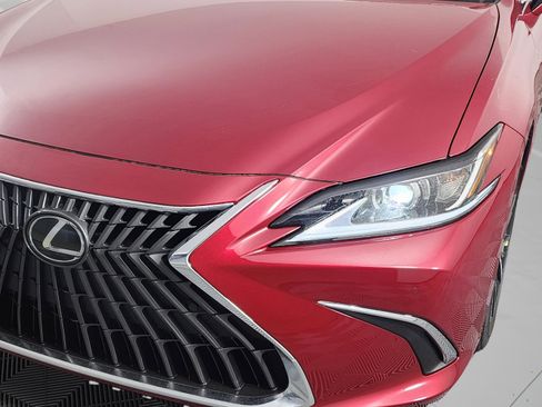 New 2025 Lexus ES 350 w/ Premium Package image 10